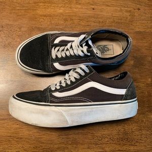 Women’s Vans Old Skool platform